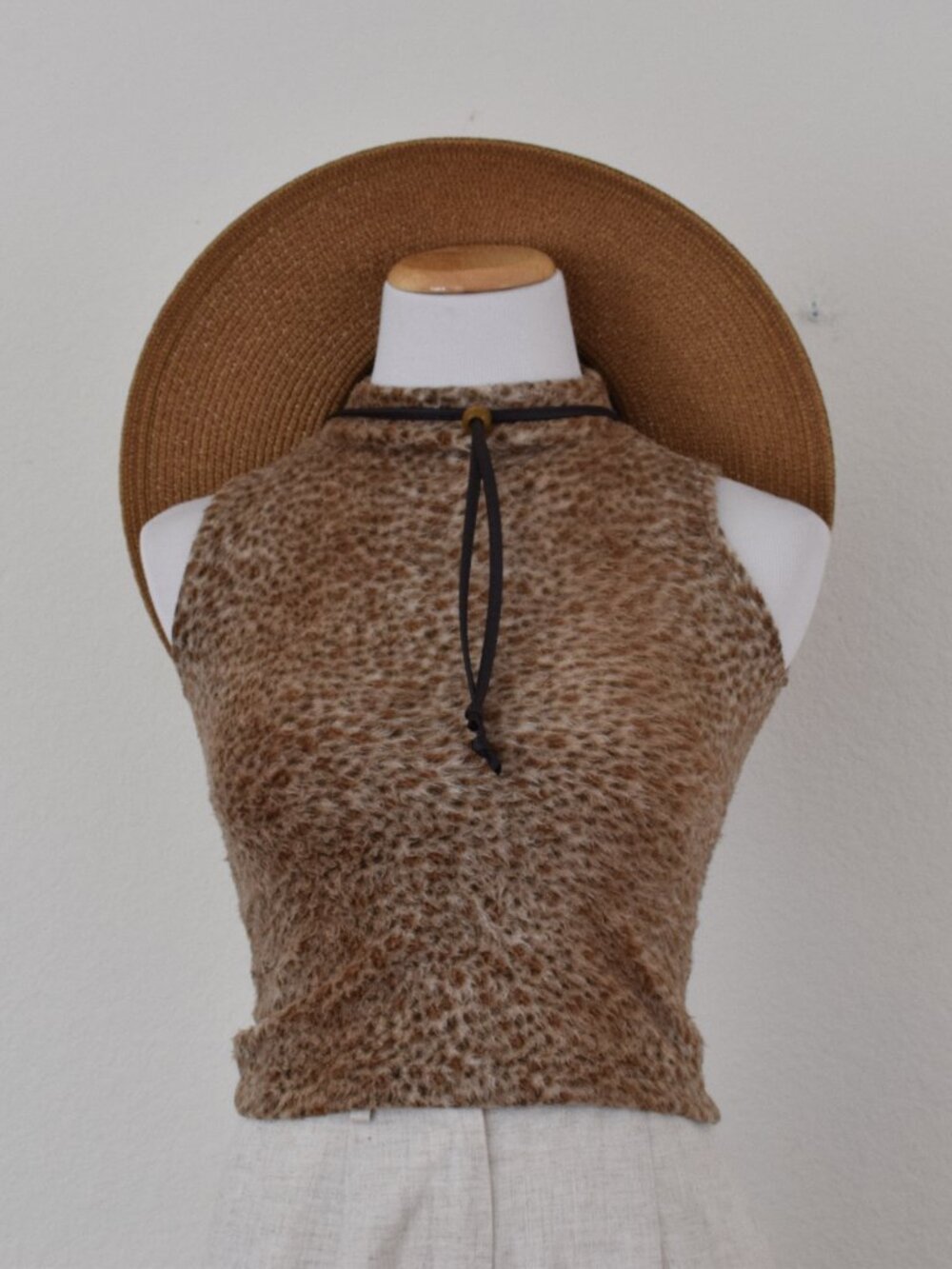 Vintage 90s Animal Print Sleeveless High Neck Poly/Acrylic Stretch Blouse size S